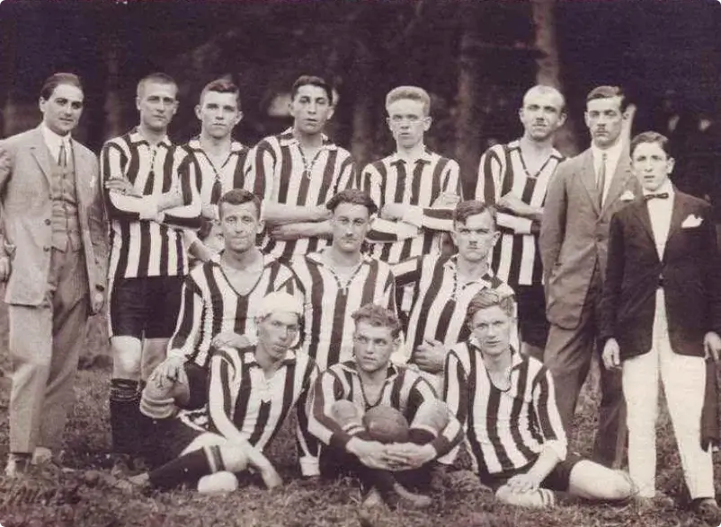 U_1920