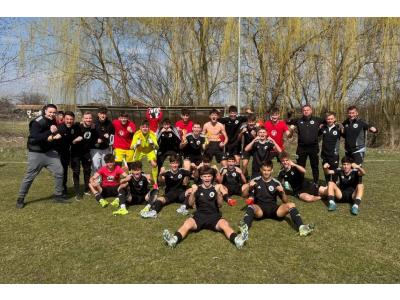 Juniorii U16 ai Universității, meci cu trofeul pe masă în fața Farului