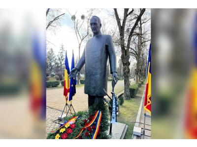Dezvelirea statuii prof. dr. Iuliu Hațieganu, fondator și primul președinte de onoare al clubului Universitatea Cluj