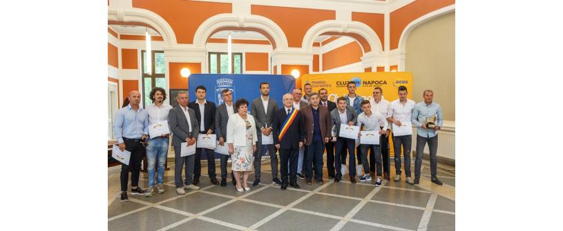 FC Universitatea Cluj, premiată pentru promovarea în Liga 2