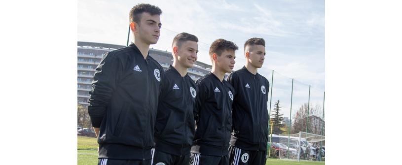 Faceți cunoștință cu cei mai tineri „ tricolori” de la “U”: Patrik Kis, Andrei Vînău, Alexandru Fărăgău și Matei Morar