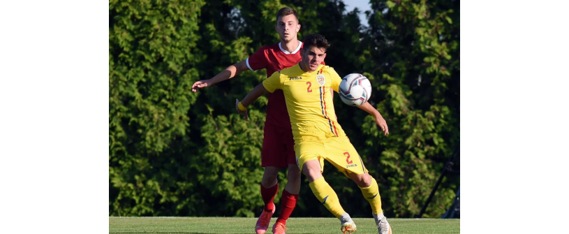 Marius Ciobanu, pe teren în victoria României U19 cu Israel.