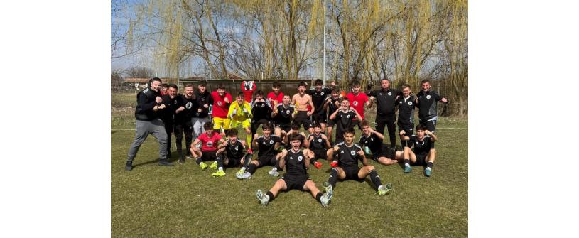 Juniorii U16 ai Universității, meci cu trofeul pe masă în fața Farului