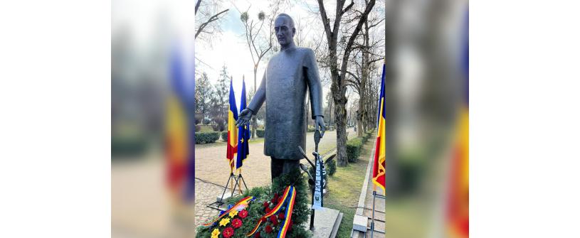 Dezvelirea statuii prof. dr. Iuliu Hațieganu, fondator și primul președinte de onoare al clubului Universitatea Cluj