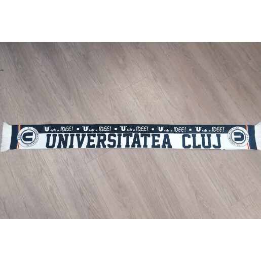 Esarfa groasa  "U" este o IDEE!