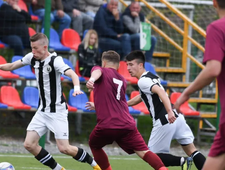 Calificată în semifinalele Ligii Elitelor U19, "U" are meci la Slatina. Miercuri e restanța cu CSU Craiova