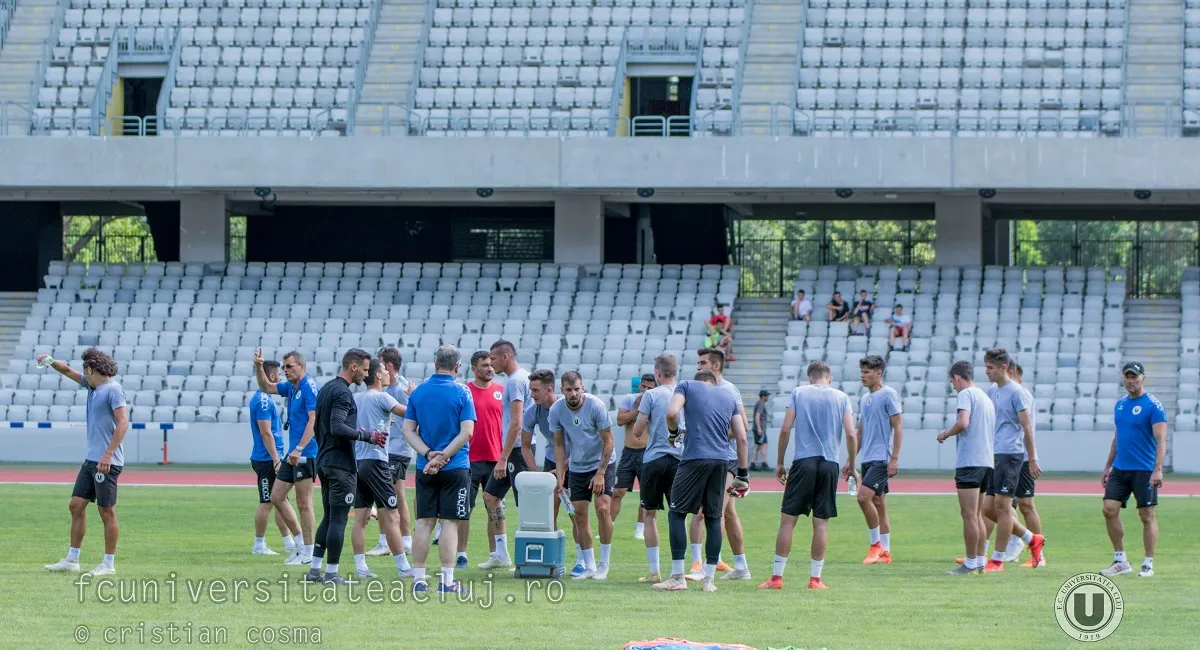 S-a reunit Universitatea! 22 de jucători sub comanda lui Cristi Dulca, la antrenamentul de pe Cluj Arena