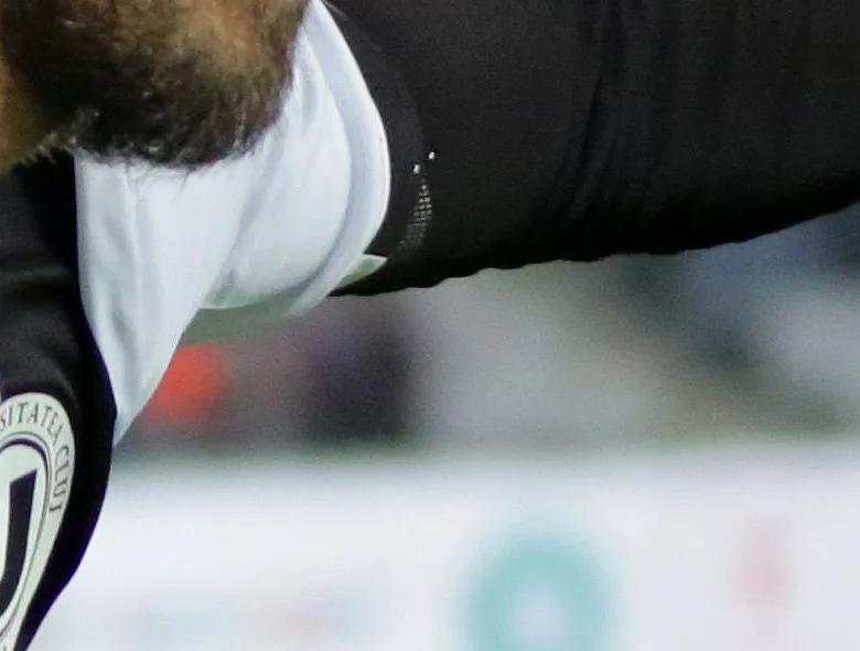Victorie în prelungiri şi calificare în “şaisprezecimi”. CSC Sânmartin – “U” 1-2