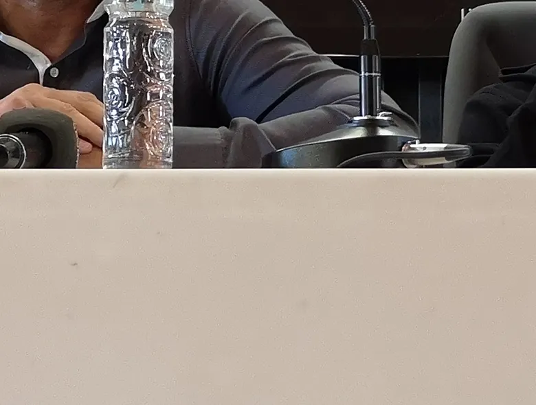 “Avem o stabilitate financiară cum nu a existat niciodată aici. Problemele noastre sunt în plan sportiv”