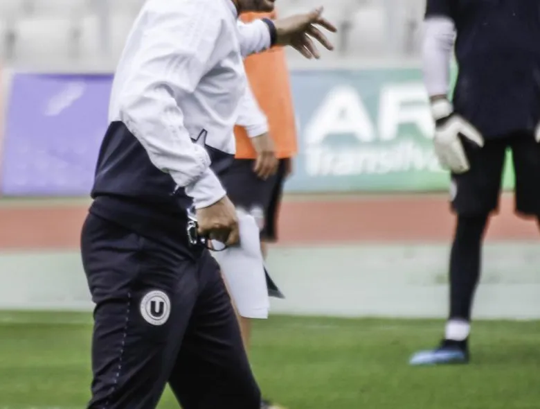 Elevii lui Costel Enache continuă lupta pentru locurile de play-off