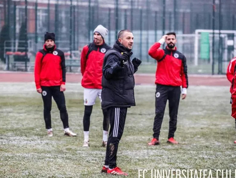 Costel Enache sună reunirea