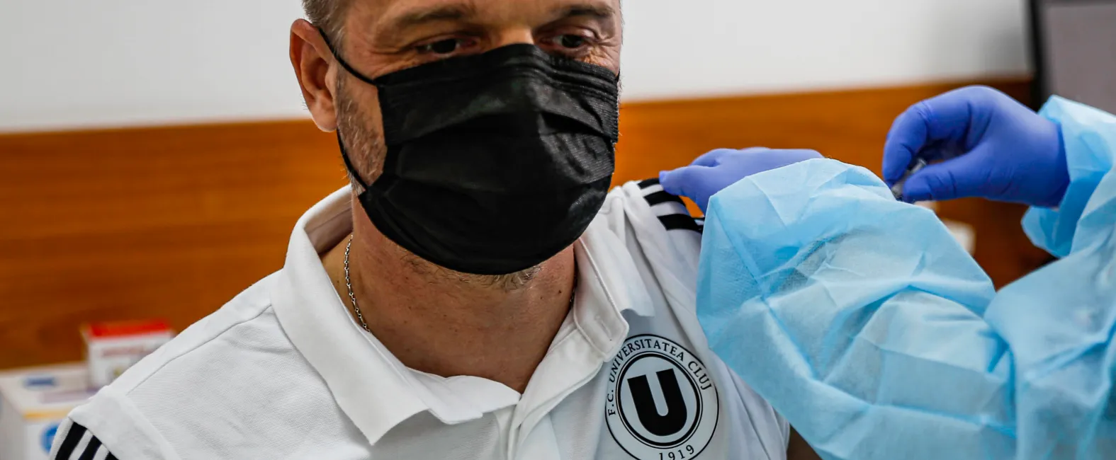 Alături de partenerii noștri de la Terapia în campania de vaccinare împotriva COVID-19
