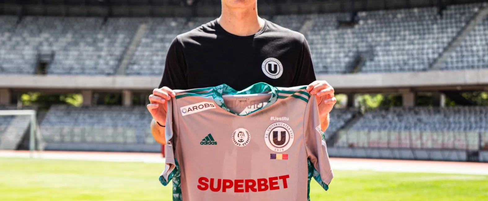 Goalkeeper-ul George Micle va îmbrăca tricoul Universității Cluj