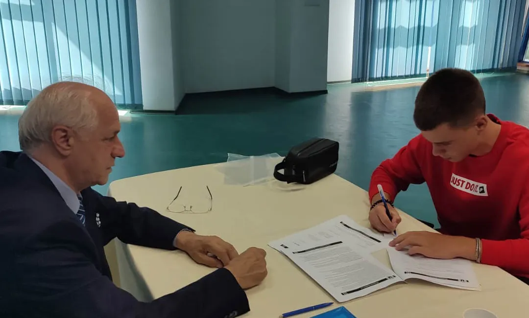 Andrei Vînău face pasul spre prima echipă a Universității Cluj