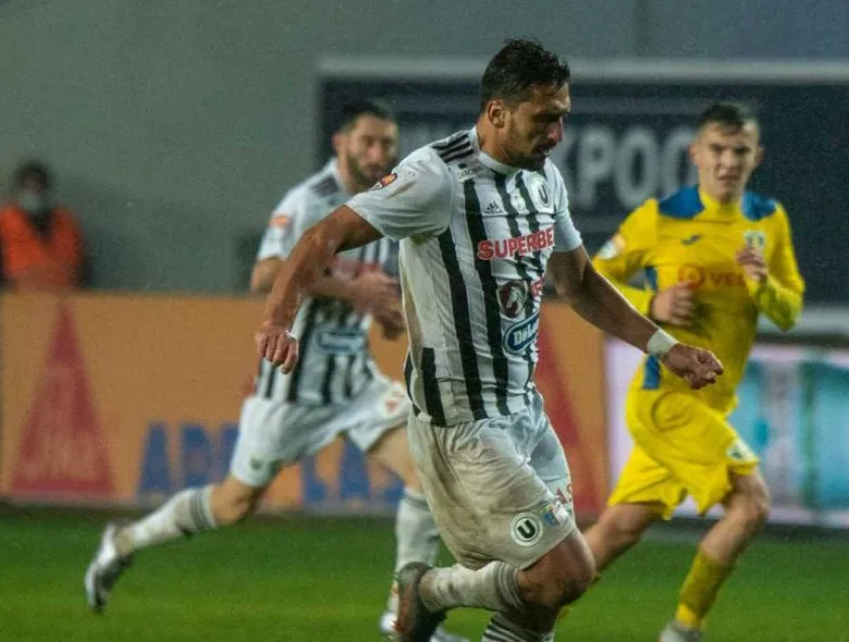 Superstats. Cifrele sezonului: Fundașii