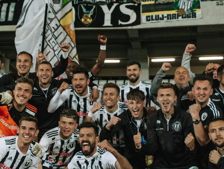 Victorie entuziasmantă cu 14.100 de suporteri în tribună. ”U” – Petrolul: 3-1