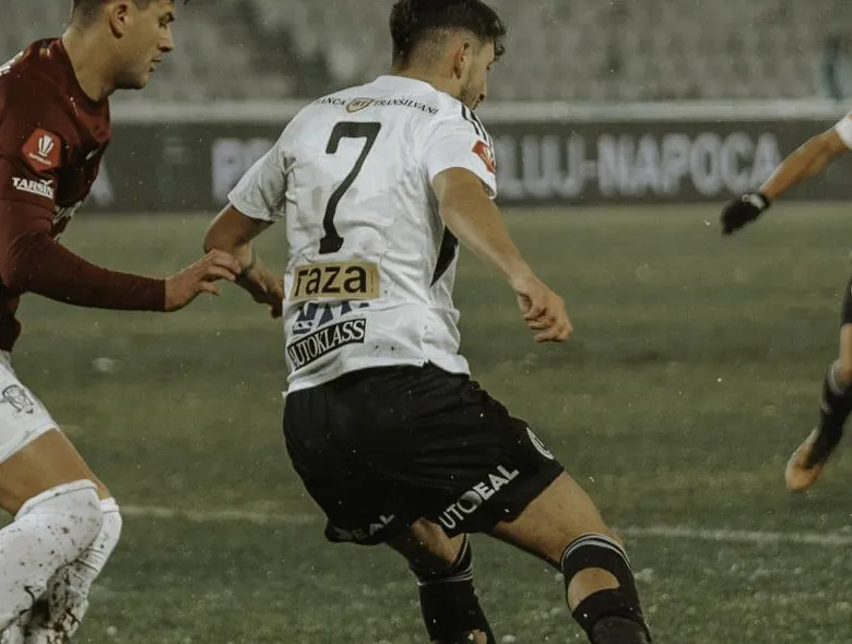 Remiză albă în duelul cu Rapid