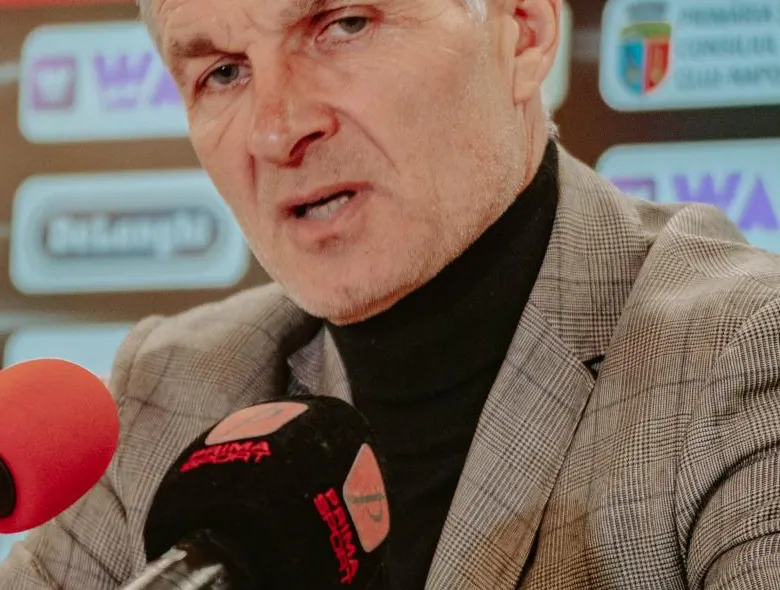 AVANCRONICA | Examen dificil cu Chindia. Sabău: "Va fi un meci de luptă”