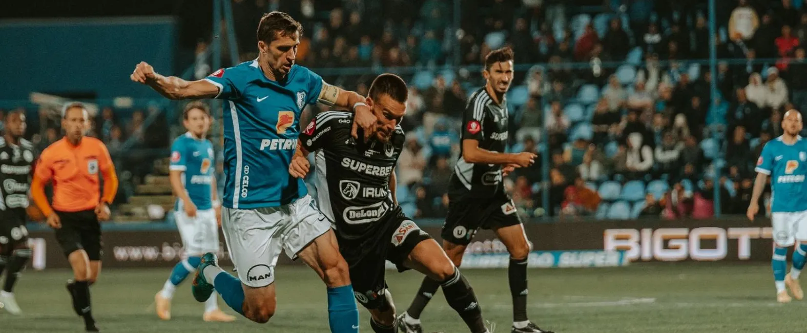 AVANCRONICA | Sabău, înaintea meciului cu Farul: „Întâlnim echipa care practică cel mai frumos fotbal din campionat”
