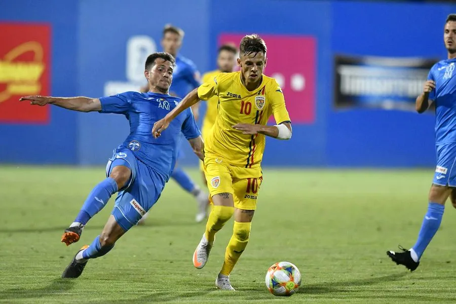 Alex Cîmpanu, două trofee și peste 100 de meciuri în Superliga la 22 de ani