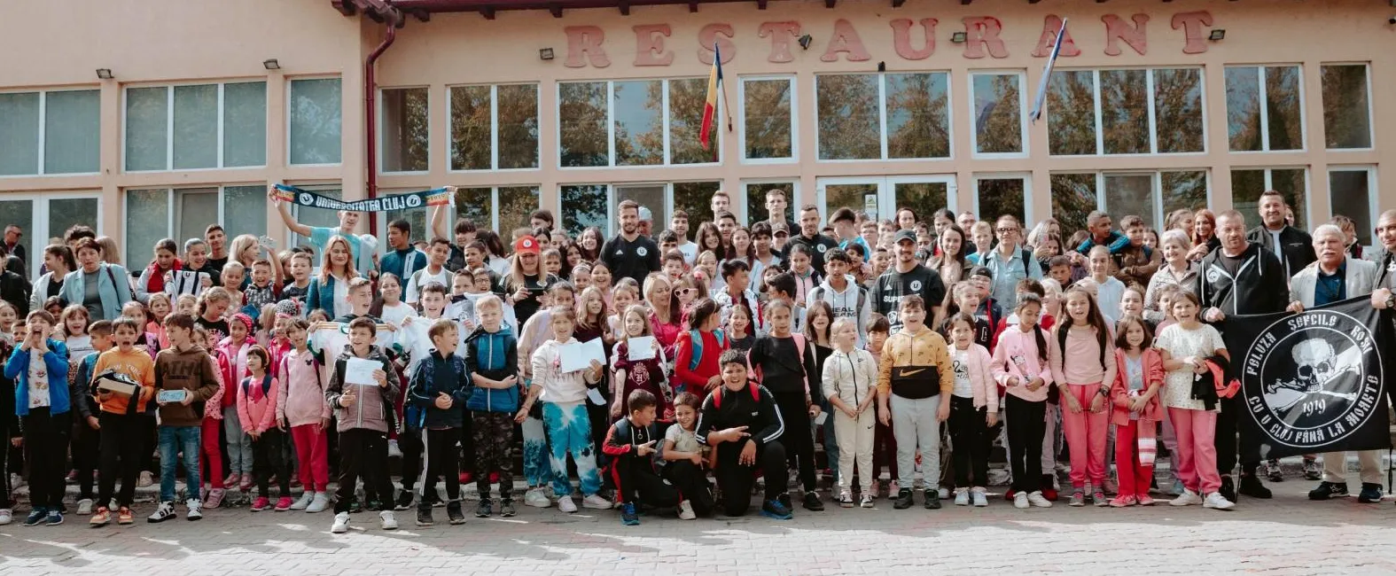 Campania De la „studenți”, cărți pentru elevi a ajuns la final