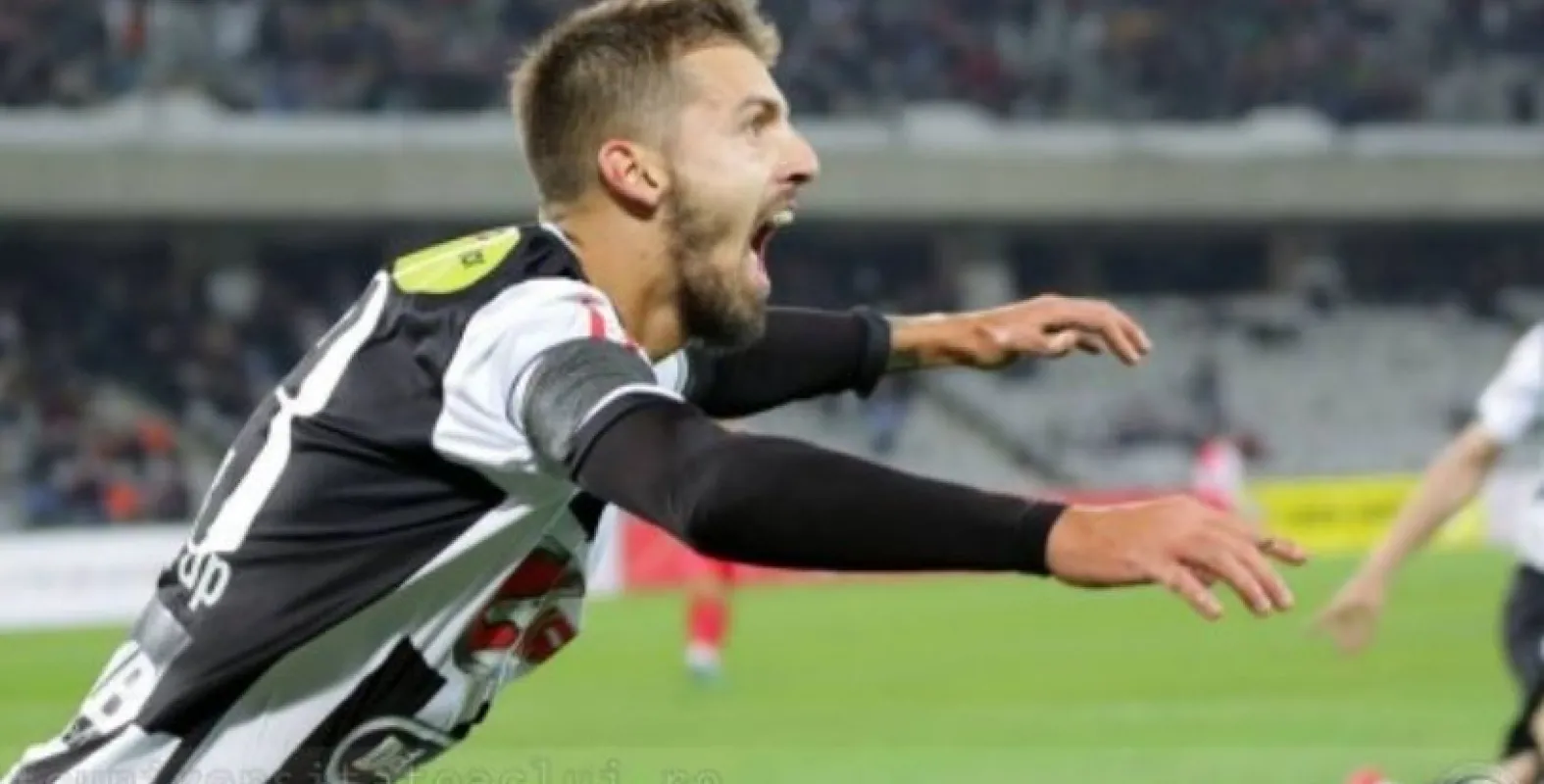 Carol Taub şi bucuria de a juca fotbal: „La „U” te simţi fotbalist.”