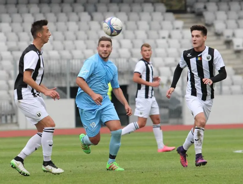 Propulsați pe primul loc. “U” Cluj – Atletic Olimpia Gherla 2-0
