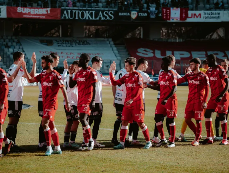 AVANCRONICA | Duel de tradiție cu UTA pe Cluj Arena