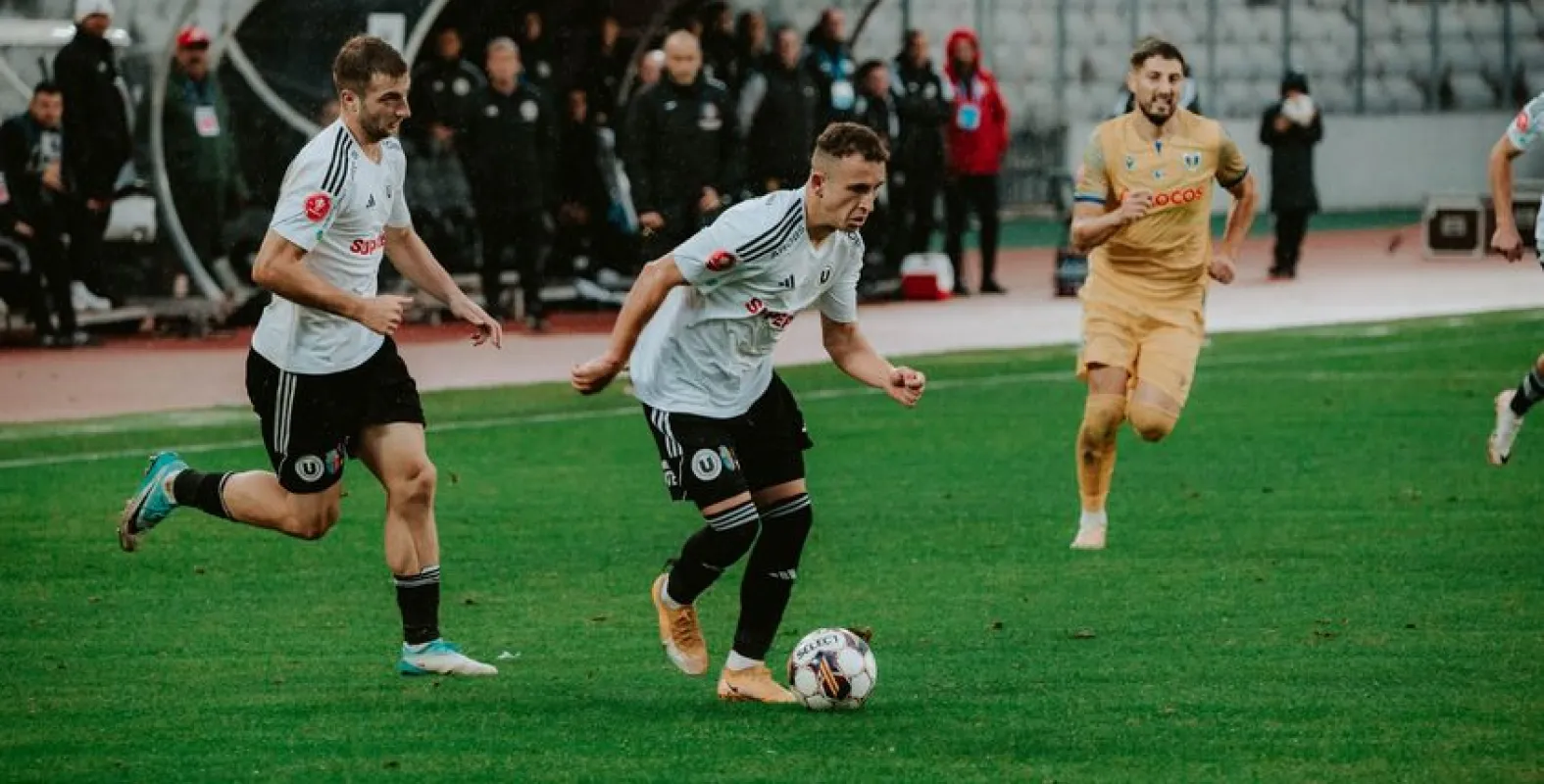 AVANCRONICA | Primim vizita „lupilor galbeni” în etapa a patra din play-out-ul Superligii