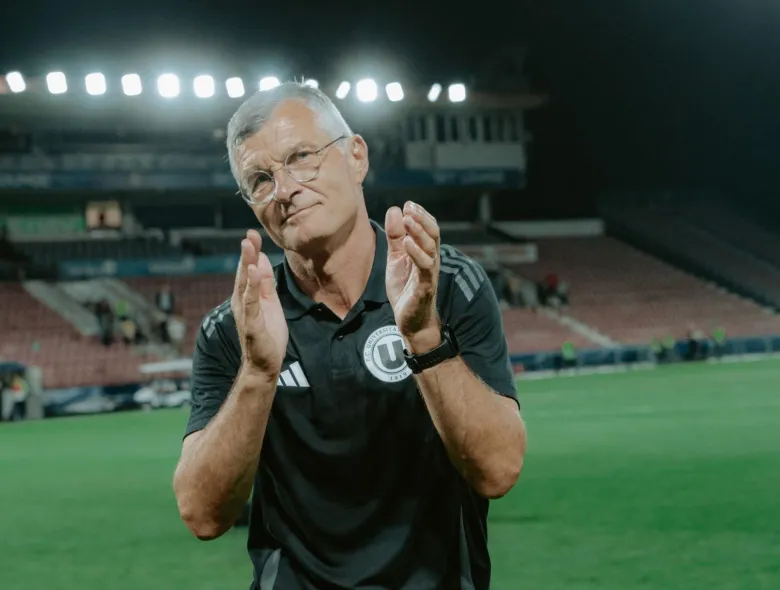 Ioan Ovidiu Sabău dedică suporterilor victoria din derby-ul cu CFR:"Sunt foarte fericit că am făcut fericiți acești suporteri extraordinari"