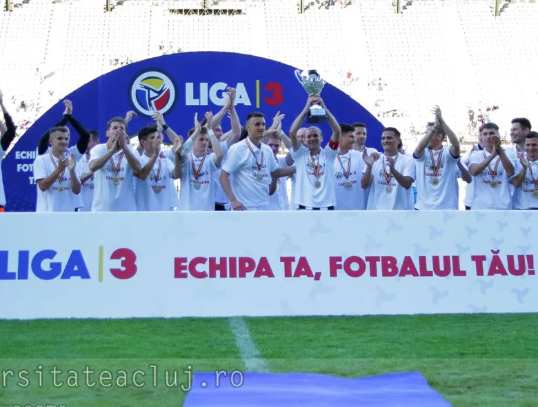 “Studenții” au învins Cugirul și au primit trofeul de campioni ai Ligii a III-a