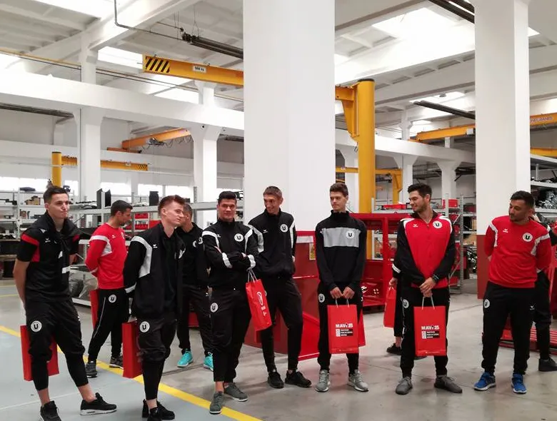 Vinerea altfel, la Reghin. “Studenții” au vizitat fabrica sponsorului IRUM 