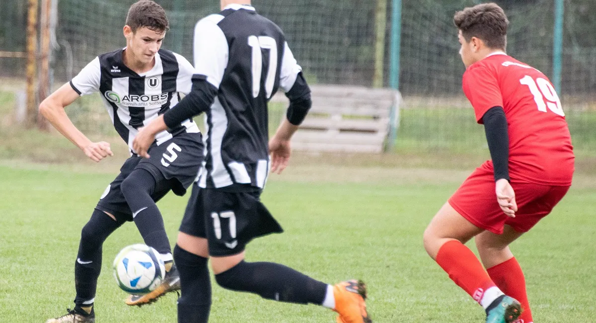 Victorie mare în Liga Elitelor şi înfrângere la limită în Campionatul Naţional pentru juniorii lui "U"