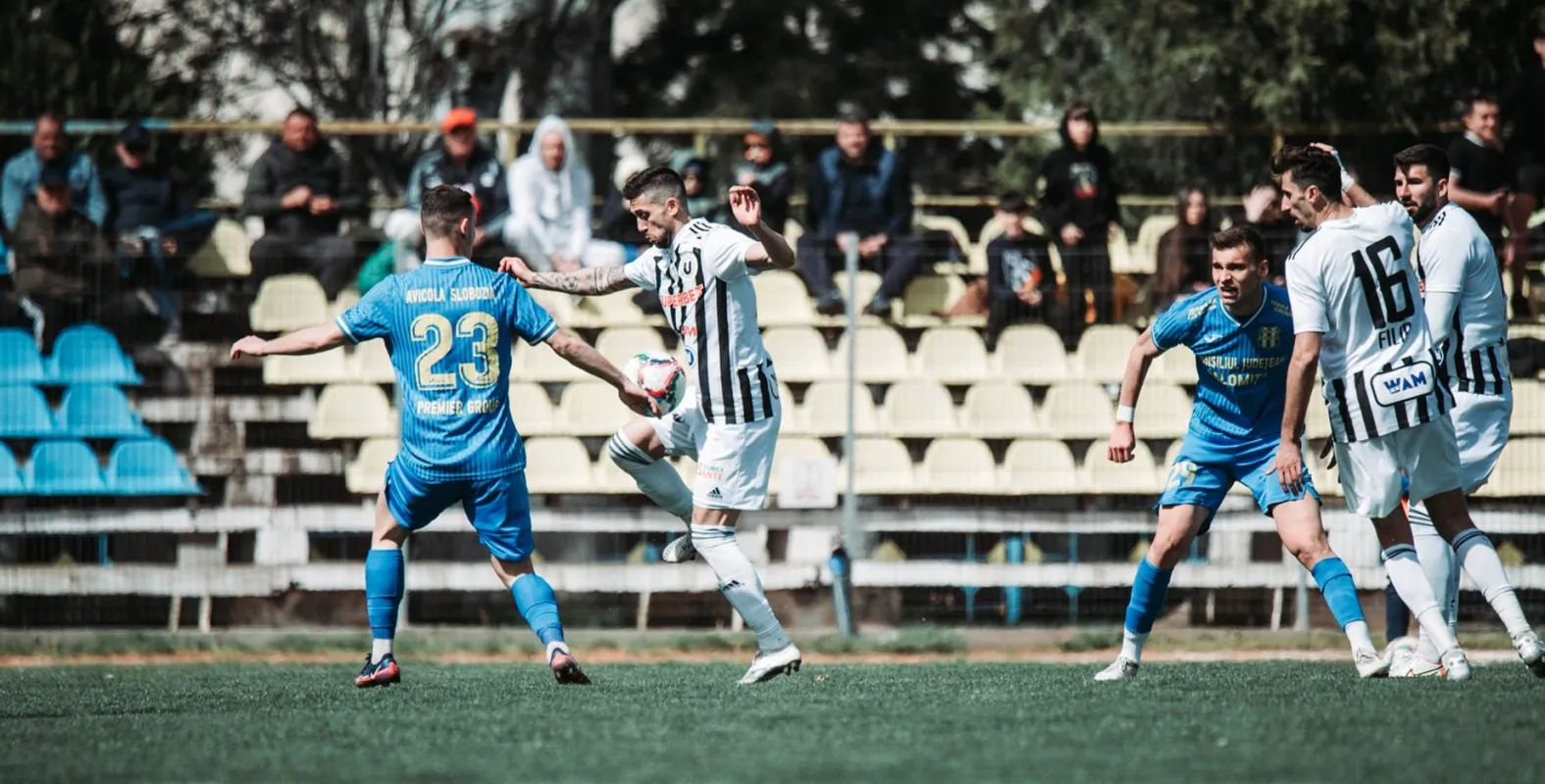 AVANCRONICĂ | Unirea Slobozia vs U Cluj. „Șepcile roșii”, la meciul 1700 în prima ligă