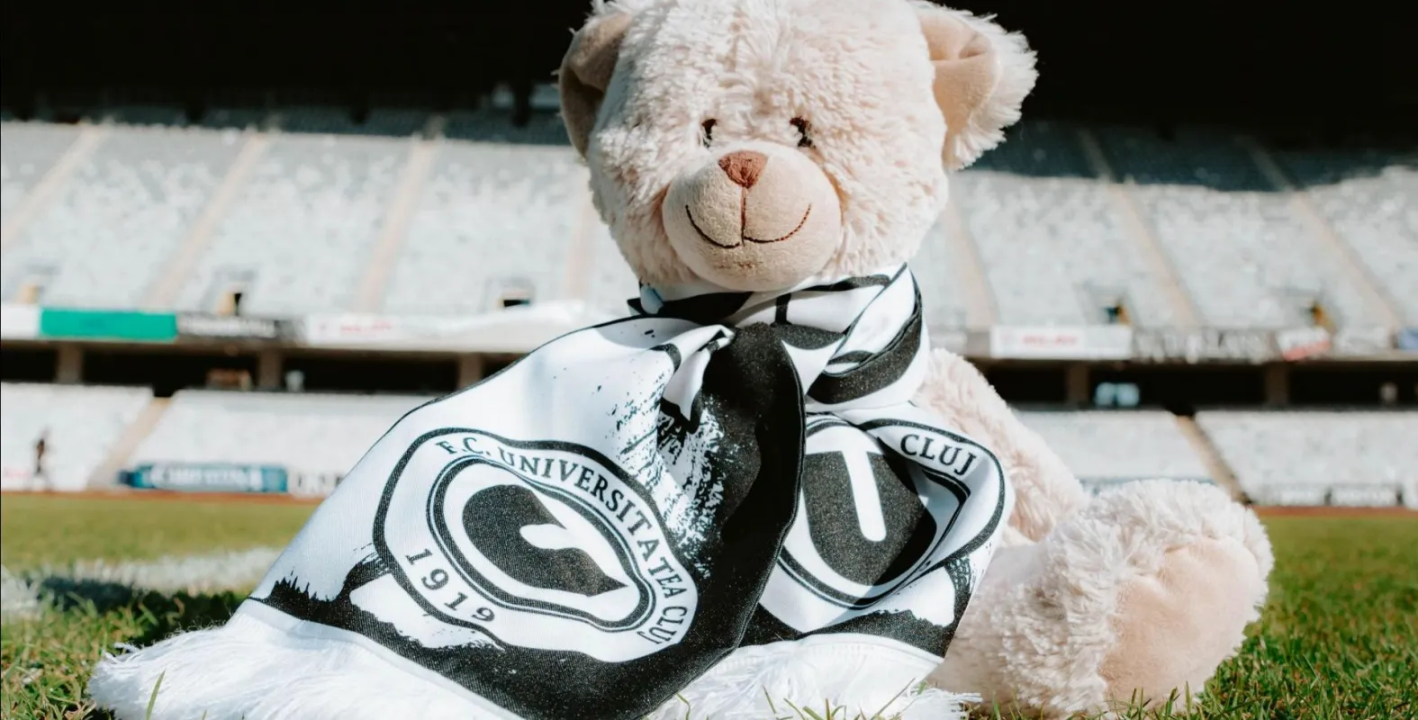 FC Universitatea Cluj se alătură campaniei „Zâmbetul din cadou”
