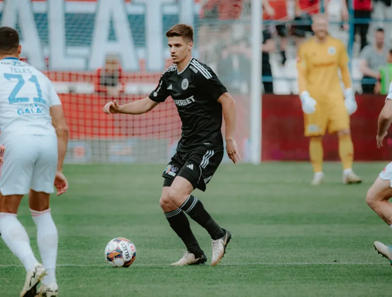 AVANCRONICĂ | Oțelul Galați vs U Cluj. „Studenții”, în căutare de puncte la Malul Dunării, la debutul pe bancă al lui Cristiano Bergodi