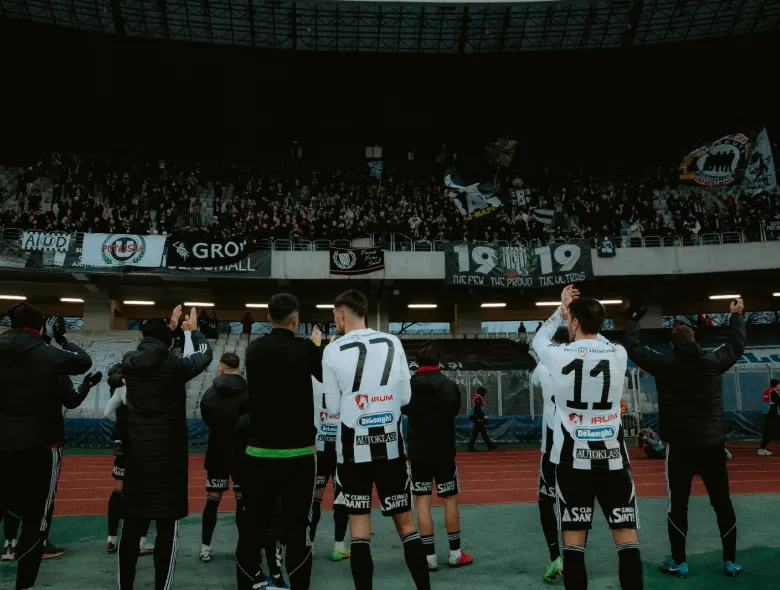 CRONICĂ U Cluj vs Gloria Buzău | Victorie importantă în primul meci oficial al anului