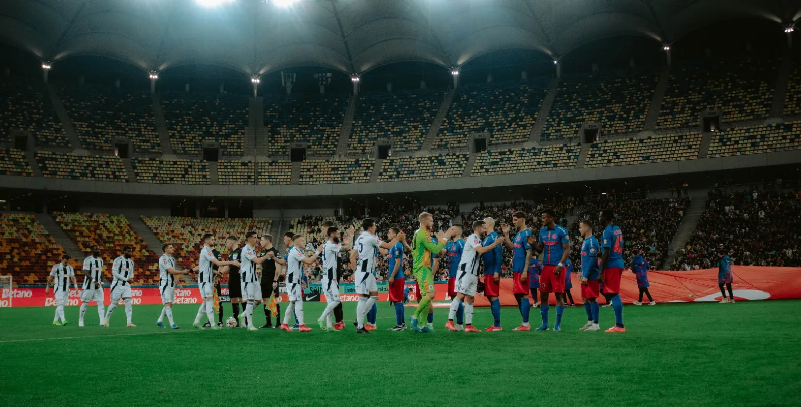 CRONICĂ FCSB vs U Cluj | Pas greșit în capitală
