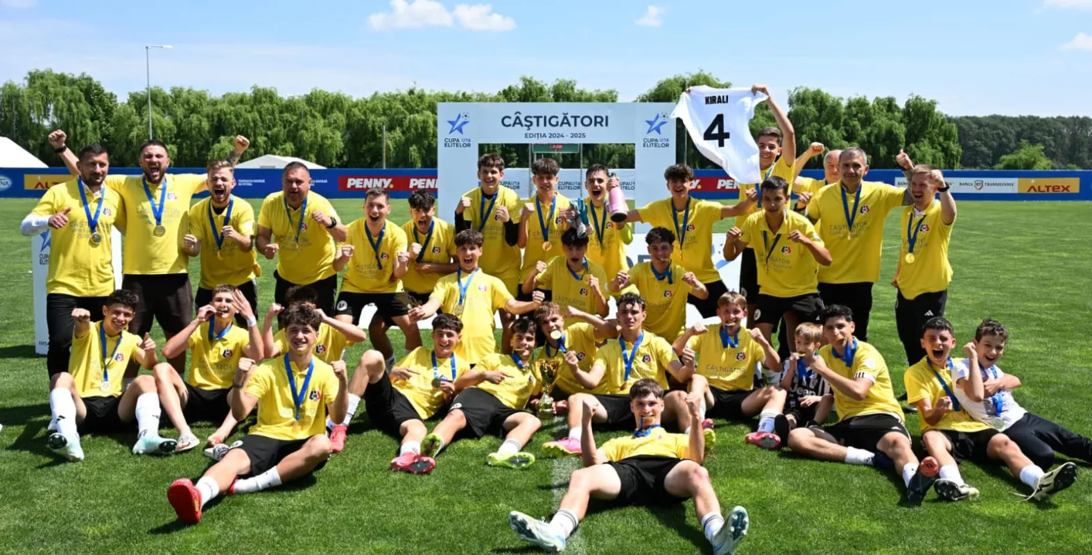 Grupa U16 aduce Cupa la Cluj! Victorie categorică în finala cu Farul