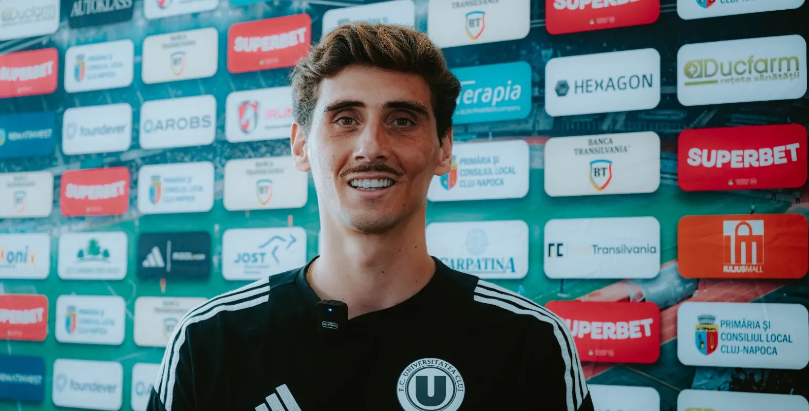 Student și pe teren și în afara lui, Miguel Silva a rămas cucerit de ”U” chiar din postura de adversar: „Mi-am dat seama imediat că acest club are o mare amploare”
