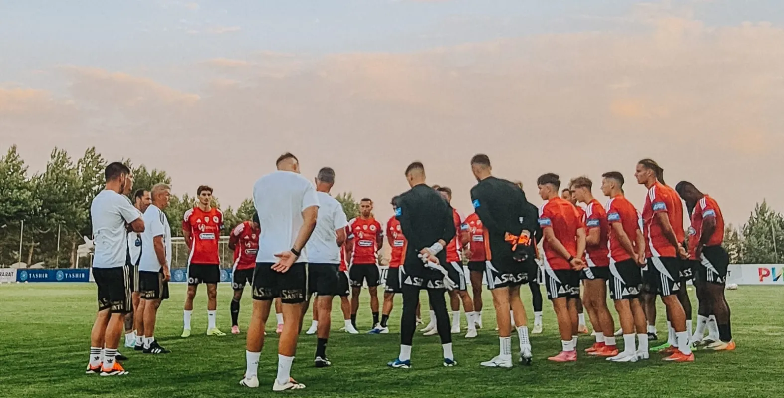 AVANCRONICĂ | Ararat-Armenia vs U Cluj. Prima „aventură europeană” după 53 de ani începe în capitala Armeniei