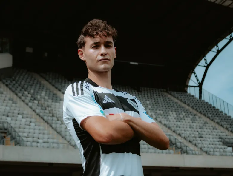 Născut în Germania din părinți români, Tobias Horn e încântat de venirea la "U": „ Cred că este o oportunitate grozavă"