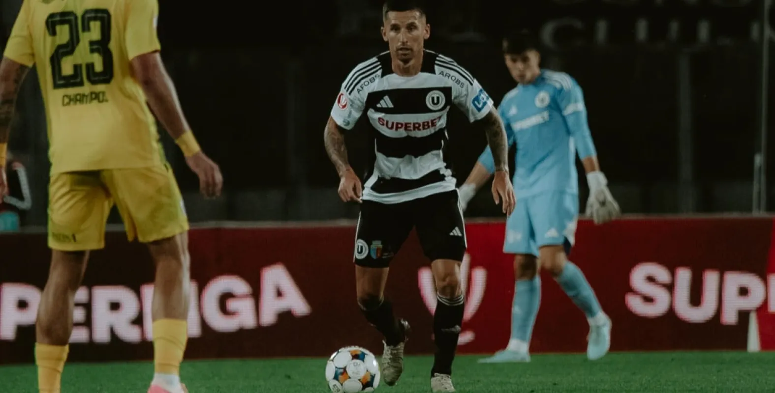 CRONICĂ U Cluj vs Dinamo București 0-1 | Cedăm în fața „alb-roșilor” la revenirea pe Cluj Arena