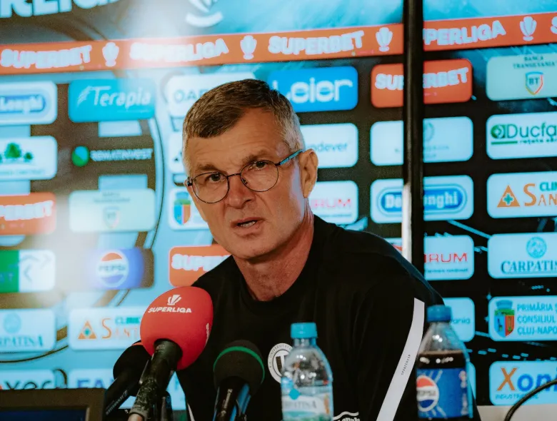 Sabău vede „partea plină a paharului" după egalul cu Rapid: „E bine că nu am pierdut, e bine că nu am primit gol"