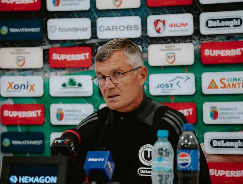 Ioan Ovidiu Sabău știe la ce să se aștepte din partea revelației FC Argeș: „Întâlnim o echipă care are multă încredere, mult entuziasm. Stă bine din punct de vedere fizic, e organizată, are jucători disciplinați”