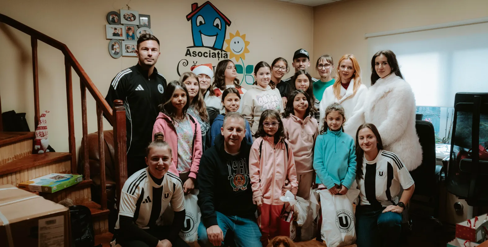 Am dus puțină bucurie fetelor de la „Căsuța Bucuriei”, în prag de sărbători