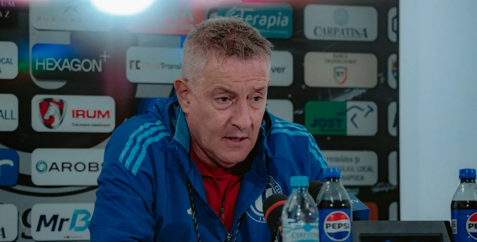 Viziune pragmatică a lui Bergodi asupra derby-ul de joi: „Este o restanță și deci o șansă în plus față de celelalte echipe”