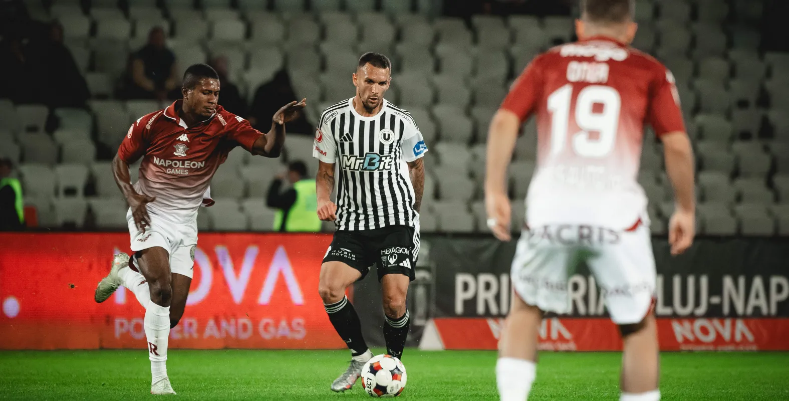CRONICĂ ”U” Cluj vs Rapid 3-4 | Thriller cu final nefericit pe Cluj Arena