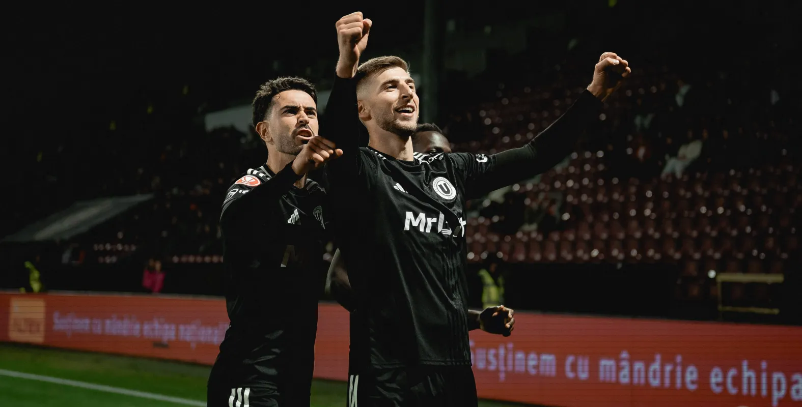 CRONICĂ CFR vs "U" Cluj 1-3 | Același scor, aceeași concluzie: Clujul este alb-negru