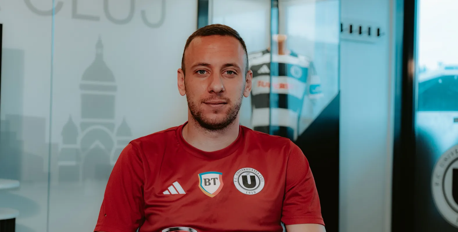 A venit, a intrat, a marcat și are deja o legătură specială cu fanii, cărora le-a transmis un mesaj. Stanojev: „Să fie mereu alături de noi și să ne susțină cât mai mult posibil”